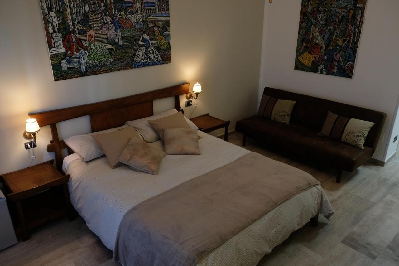 Casa Marina Bed & Breakfast Наполи Екстериор снимка