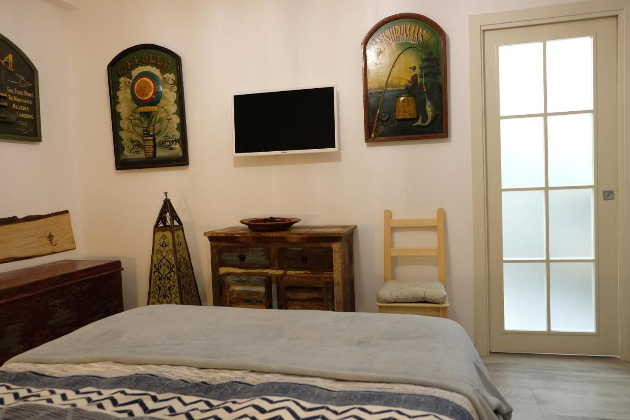 Casa Marina Bed & Breakfast Наполи Екстериор снимка