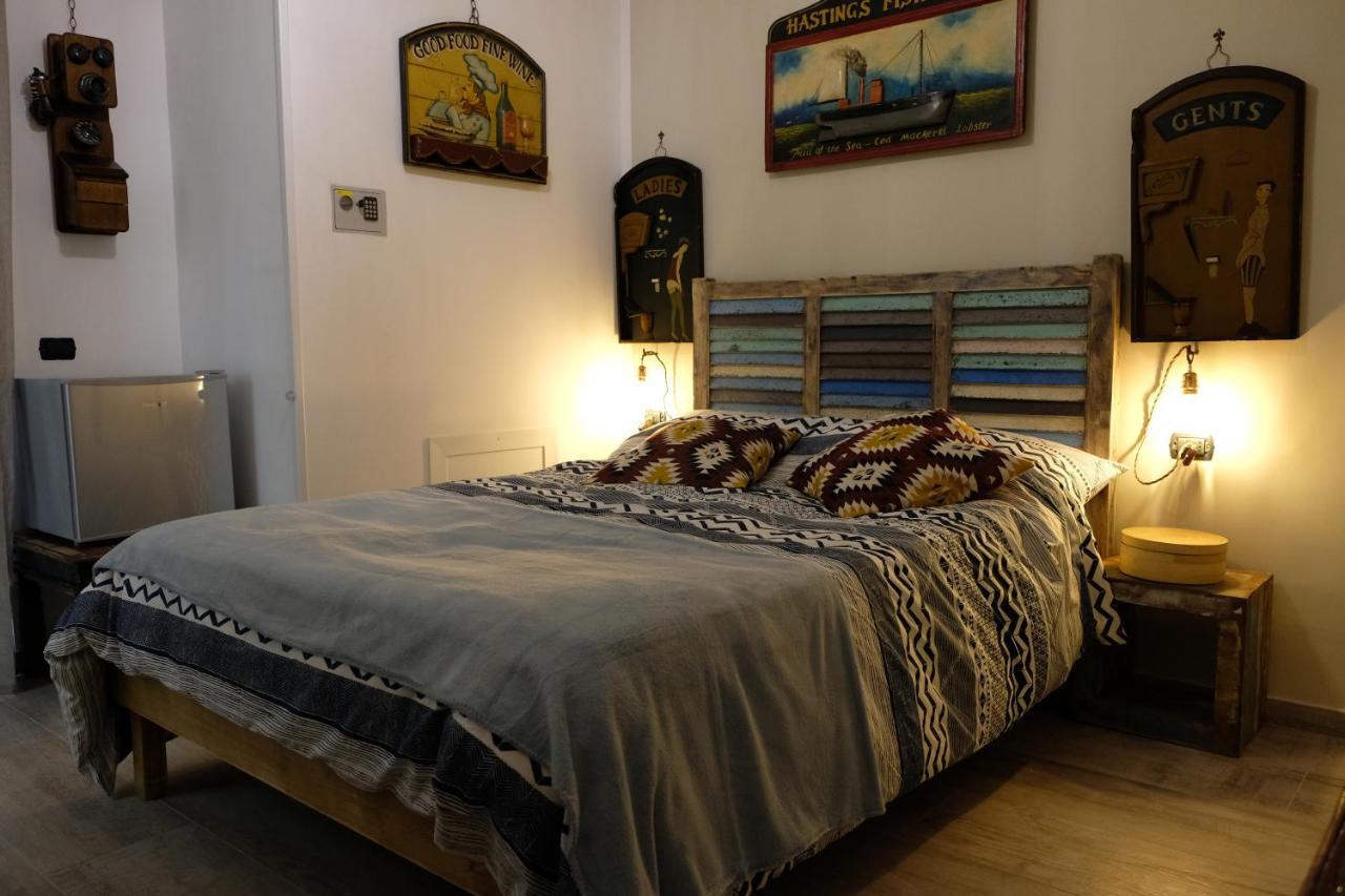 Casa Marina Bed & Breakfast Наполи Екстериор снимка